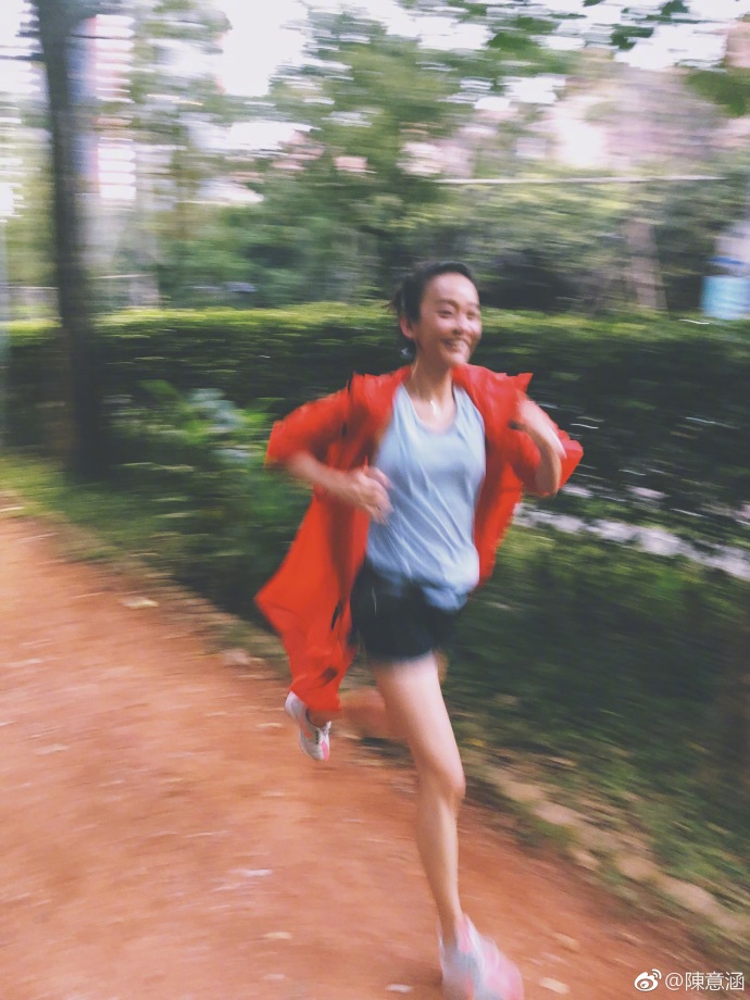 4df12e06gy1fviiipp4vgj22c03407wi