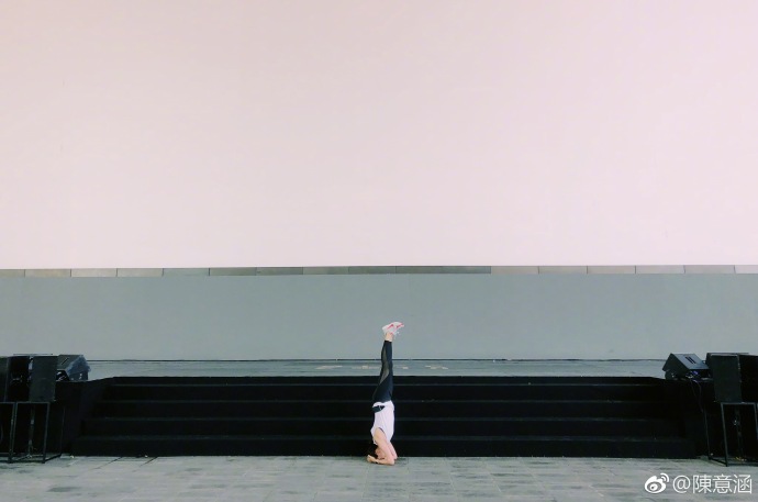 4df12e06gy1fvzz4qnk19j231620dqoz