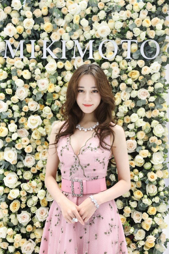 7211998agy1fxrk49kctlj20u0190b2a