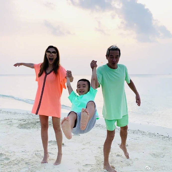 4ab6c391gy1fyrkka6mwsj20u00u0abt