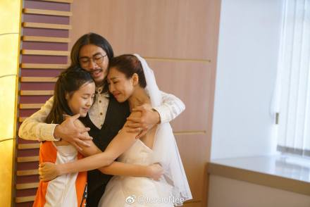 65e4b160gy1fujjw972cvj21hc0zlgs9