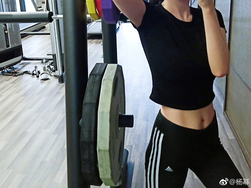 473df571ly1g0hndr8yb9j22dp1sax6r