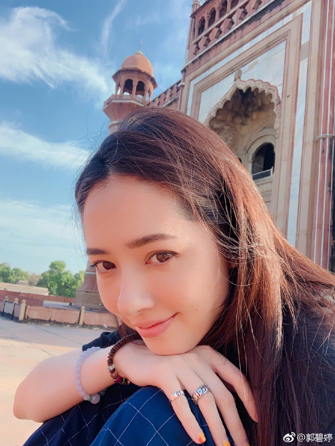 671419afgy1g0ff9kv6zmj21sc2dskjm