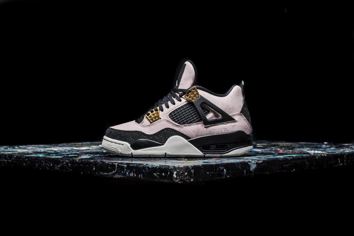 Air-Jordan-4-WMNS-Silt-4