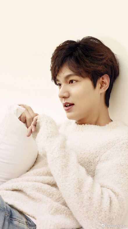 005zYod4ly1g2fshir7ncj30u01hctdq