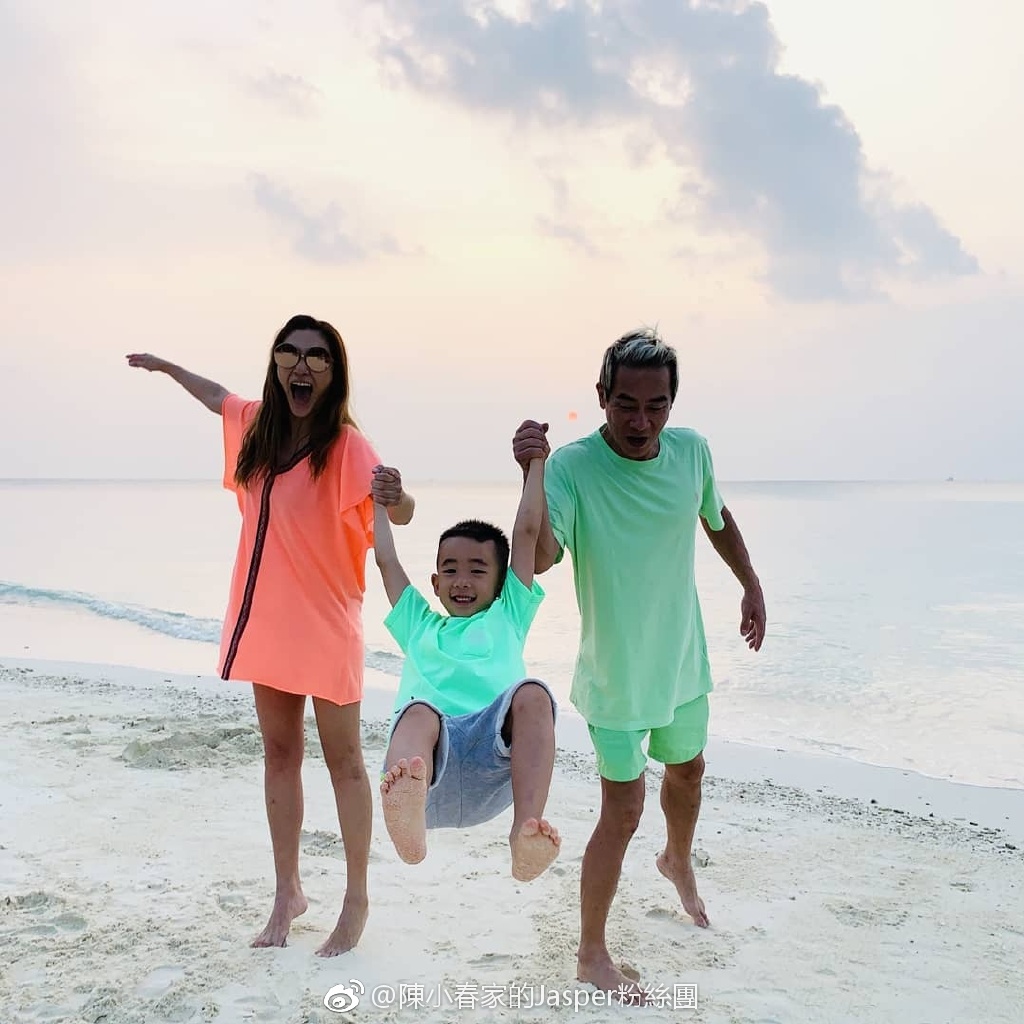 006VBoWnly1fyrktjpz3gj30u00u00ut