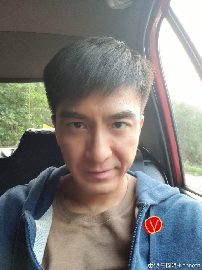 007qxu40gy1g2bor9t3pxj30u0140jx5