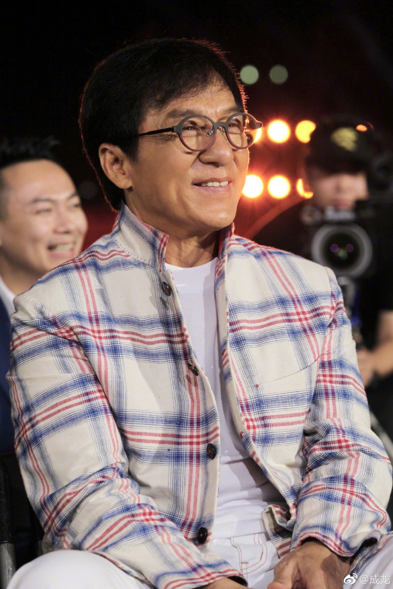 4995c5c1ly1ftjq5ek1mrj22io3s0he1