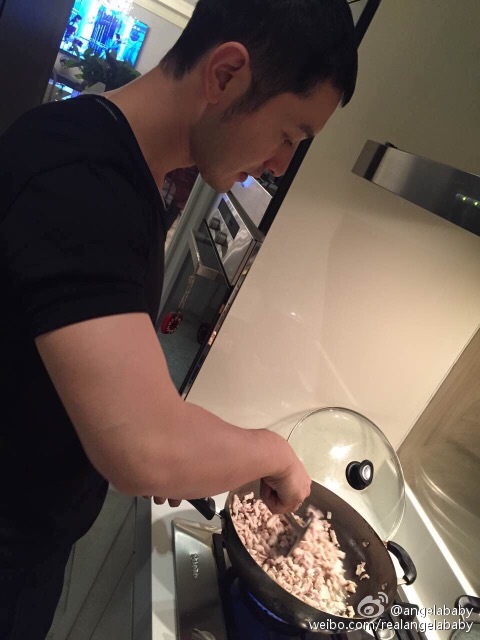 61e44b02jw1eq7szkh6oyj20dc0hs0u8