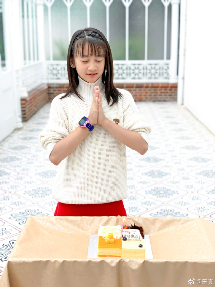 624c473cly1g23nucrlrsj219u1p4kjl