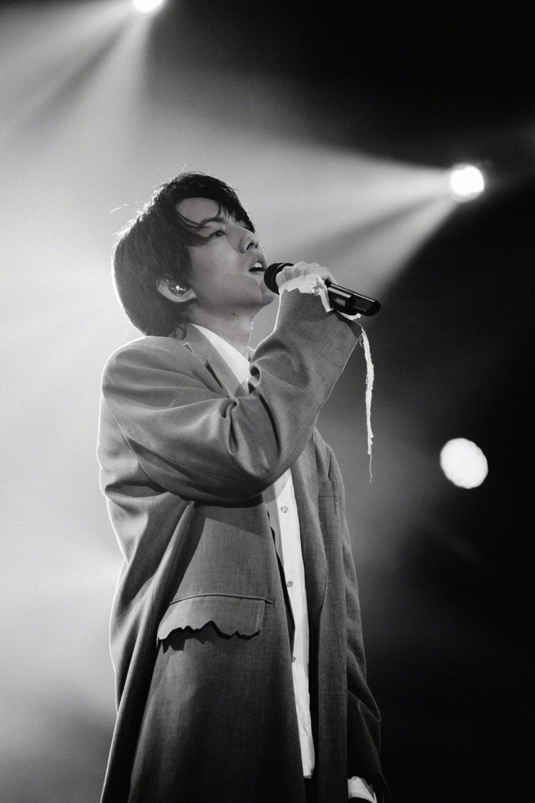 67e01e50gy1frkh00pnecj20ku0v9q6u