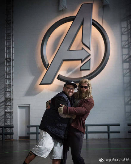 006MFYuUgy1g3k3ioca25j30c80fawff