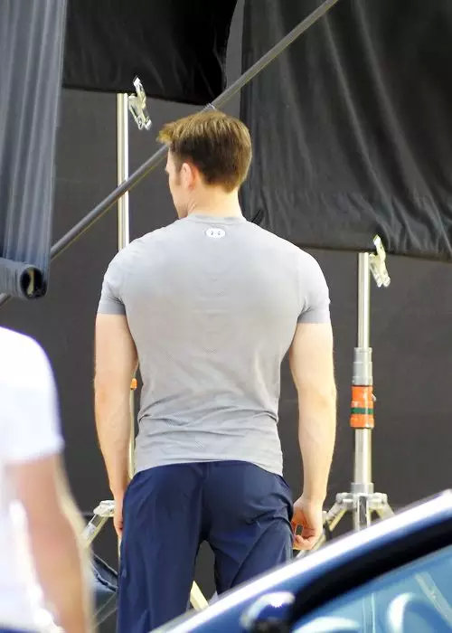 007hn1xEly4g2etlqdyjrj30dw0jgjrn