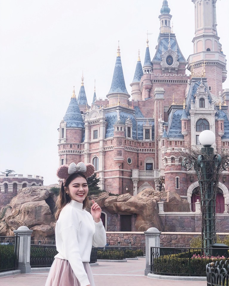 60619282_301217724143904_7900682689924038656_n