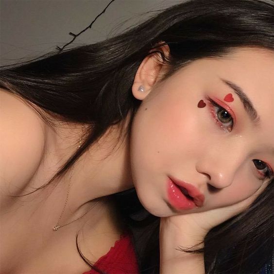 b2b56a36cf3660762ceef145571653f2