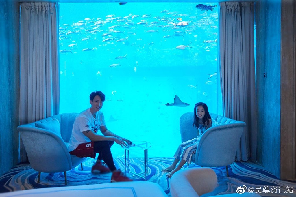 006UJRyYgy1g4c8yh2o7xj31900u0k2a