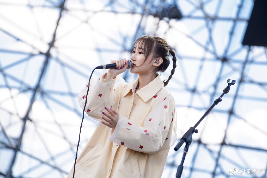 005Ep76ngy1g4kq3m8b12j325s1fpe81