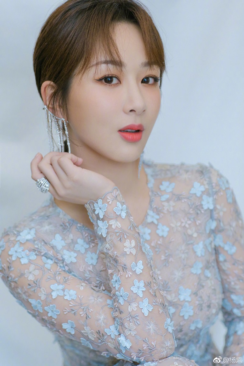 49282834ly1g22ipgqderj21d821tqv6