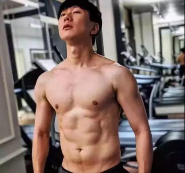 b3f73c94ly4g4vyf6q9y4j20hs0gmjs9