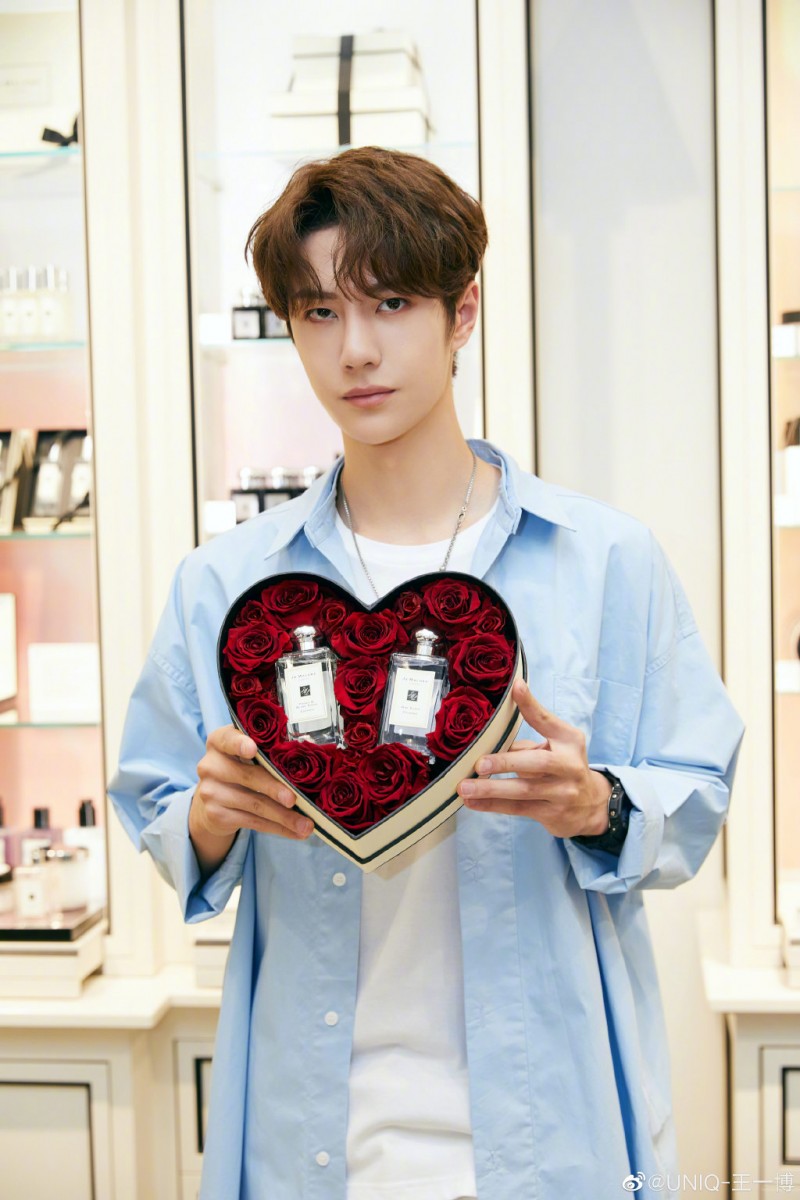 005ZHJnigy1g5lnm7iqf4j33do52ikjm