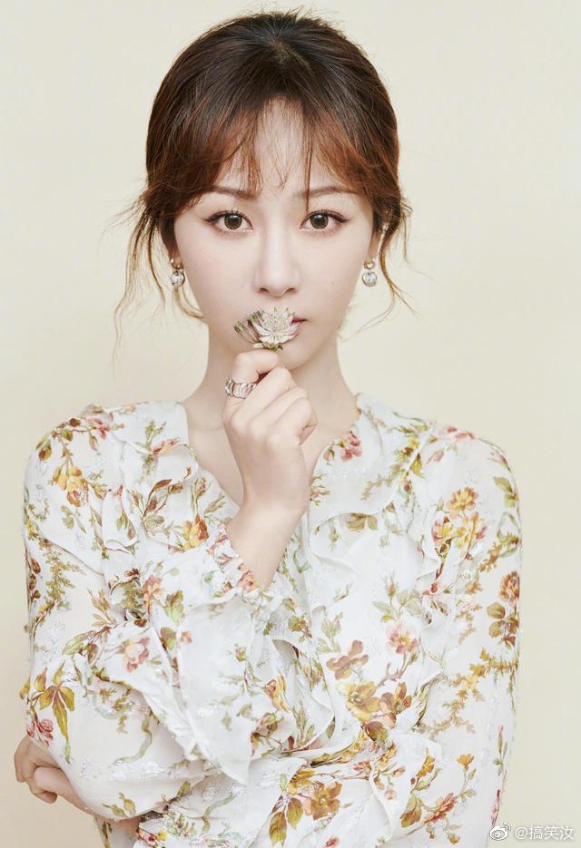 006MV3Ergy1g5xpc5skdmj30hs0pz409