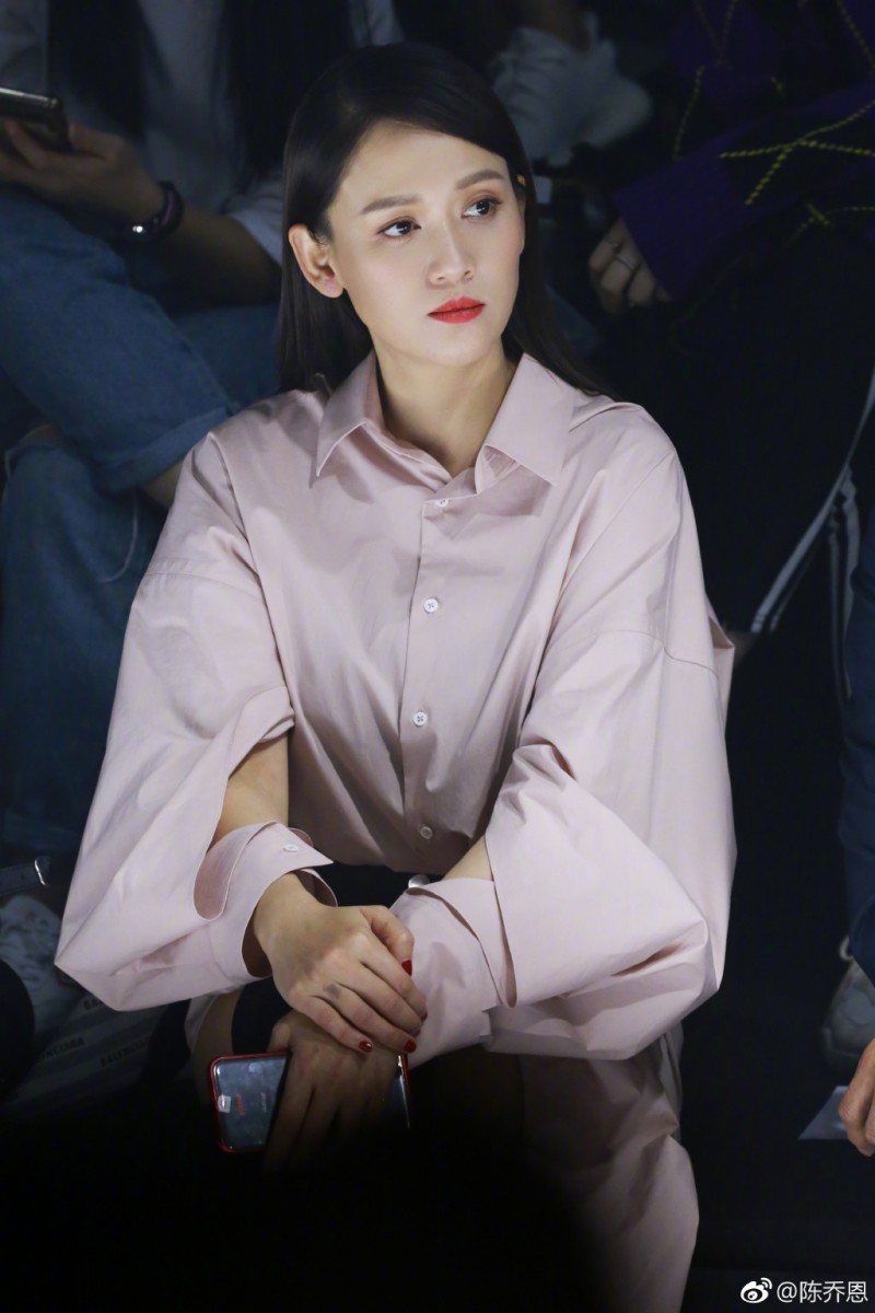 66134906gy1fw6h4yxxsxj21jk2bc1ky