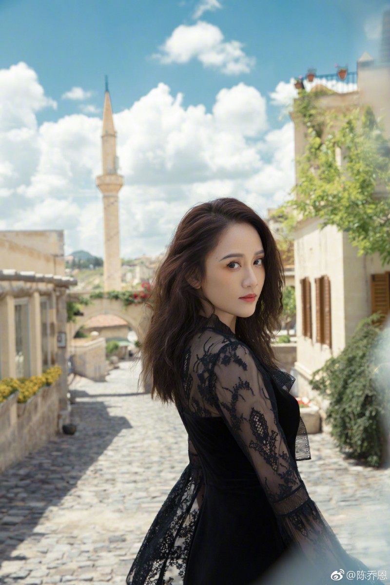 66134906ly1ftpte2e7e1j22kw3vckjm