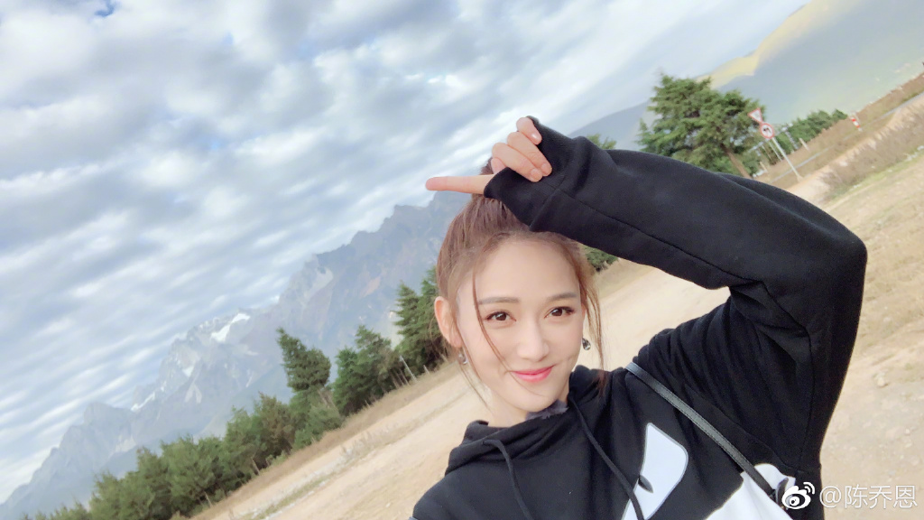 66134906ly1fyliq4ikd3j22e01cde84