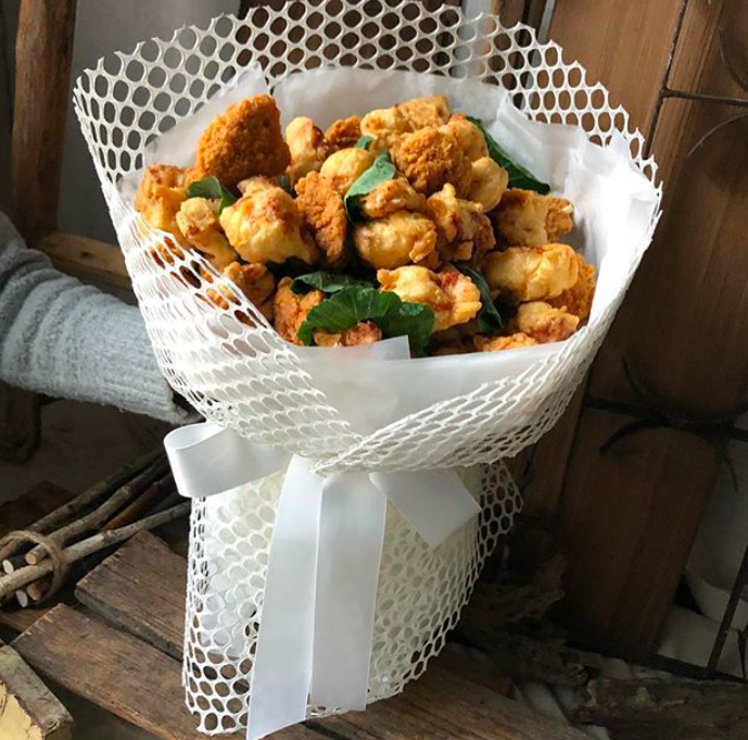 Instagram @ bobbishua_lumiere