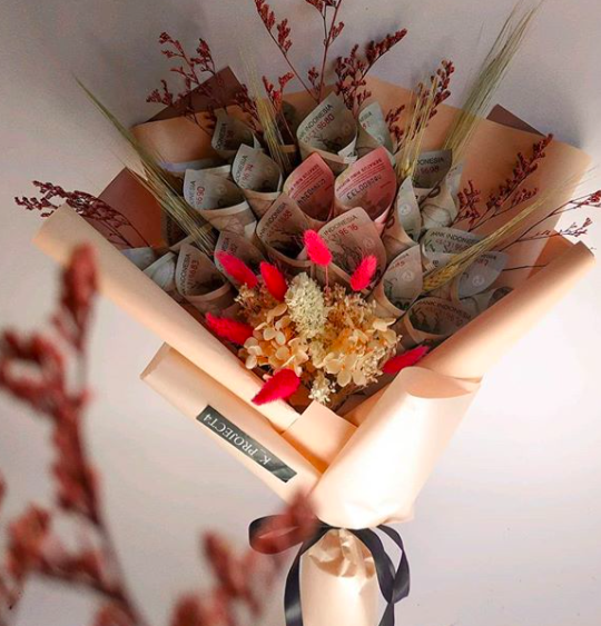 Instagram @ onorafleur