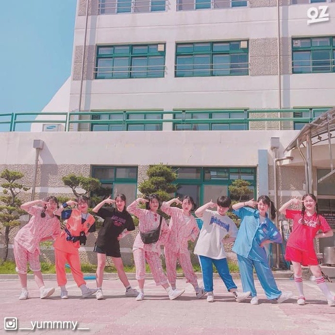 bfd7bb7dly1fs1fbkd76pj20jp0jpq4i