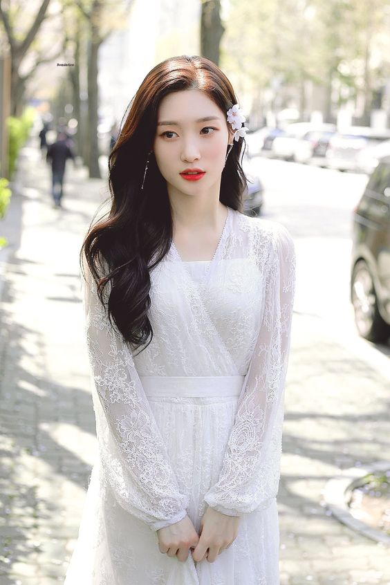 男生最爱发型女神感微卷发