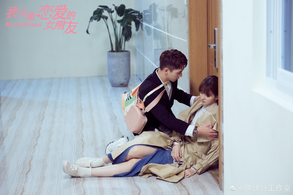 你与其在茫茫人海中寻找你爱的人，不如打开这扇门，让爱的人来寻找你。