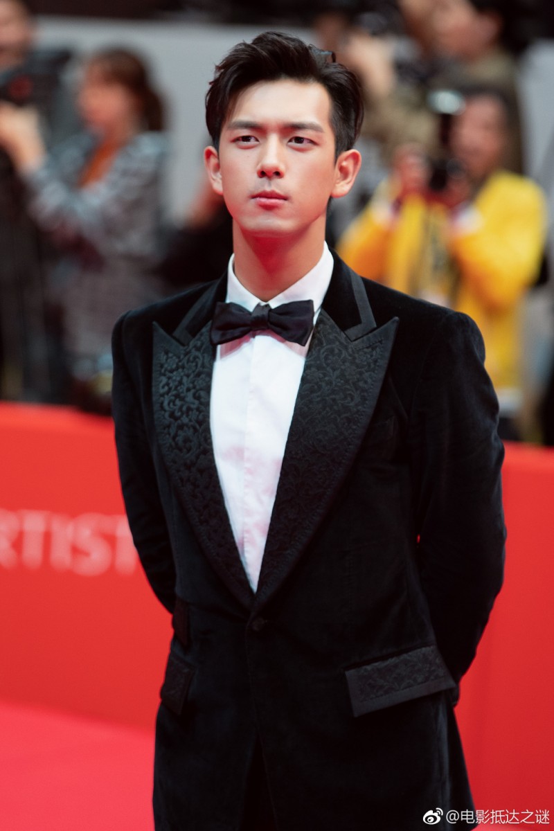 007i8hwxgy1fvx5ugrlrzj31kw2dcu0z