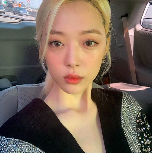 雪莉Sulli死亡终年25岁 震惊各界！