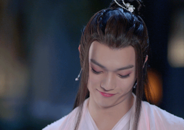 许凯COS女装搔首弄姿，粉丝大赞漂亮程度堪比女主角