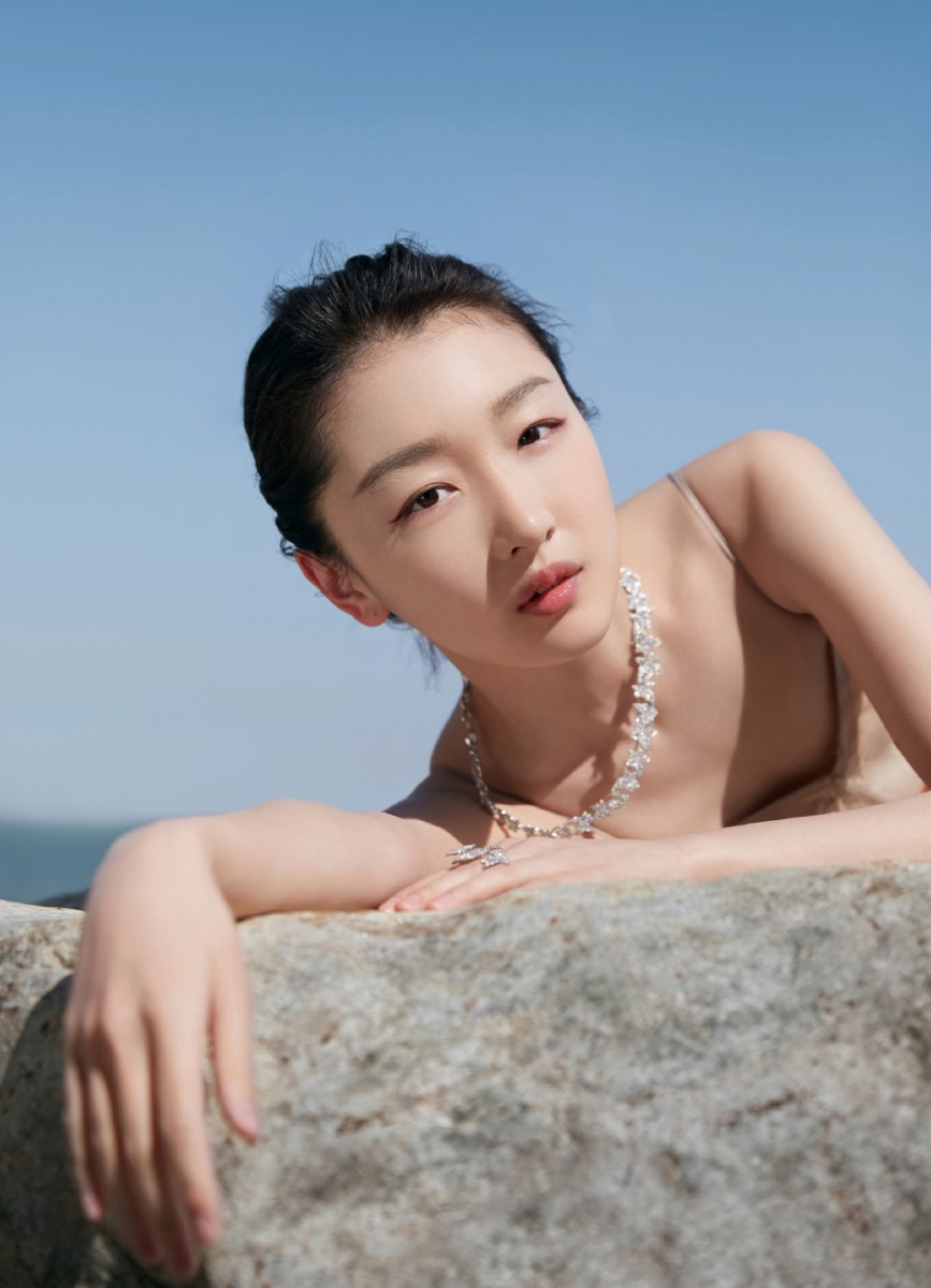 e6811e30ly1g93jgor2sdj22wb40fqvb