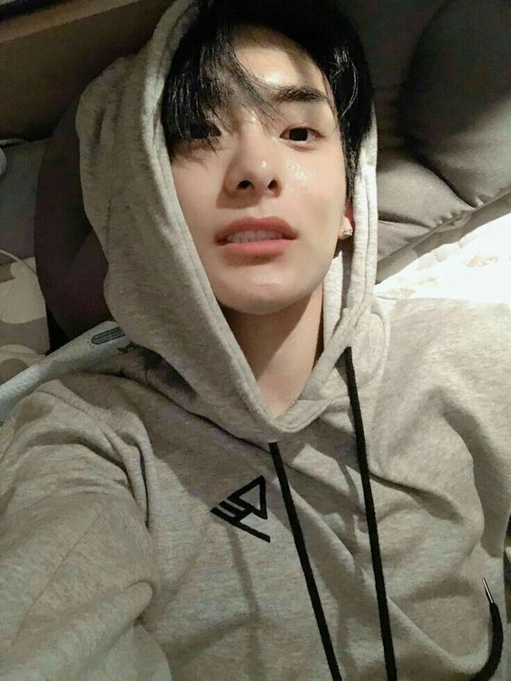 注孤生代表:樱桃男