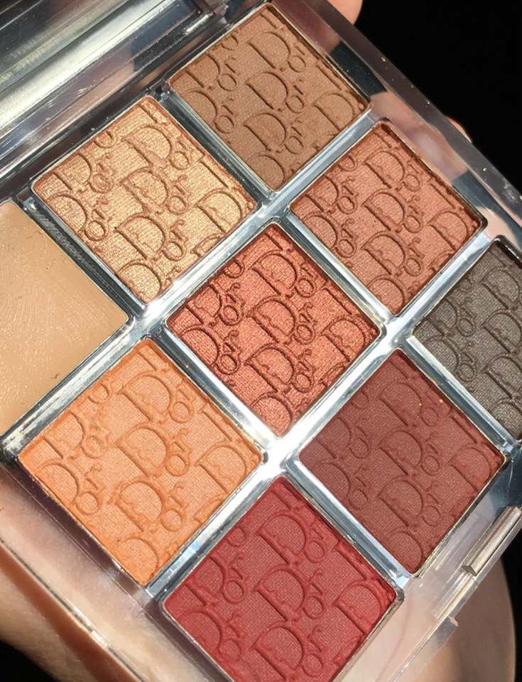 Dior Backstage Eye Palette 003 Amber Neutrals浮雕LOGO超精致，红棕色泽也很好驾驭
