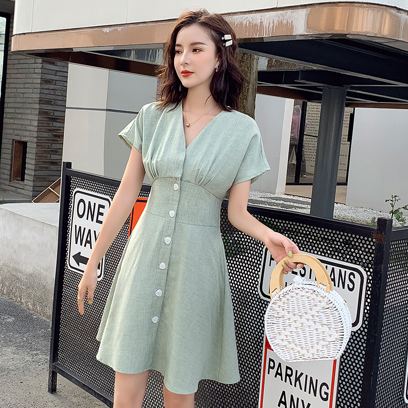 小V领复古连衣裙