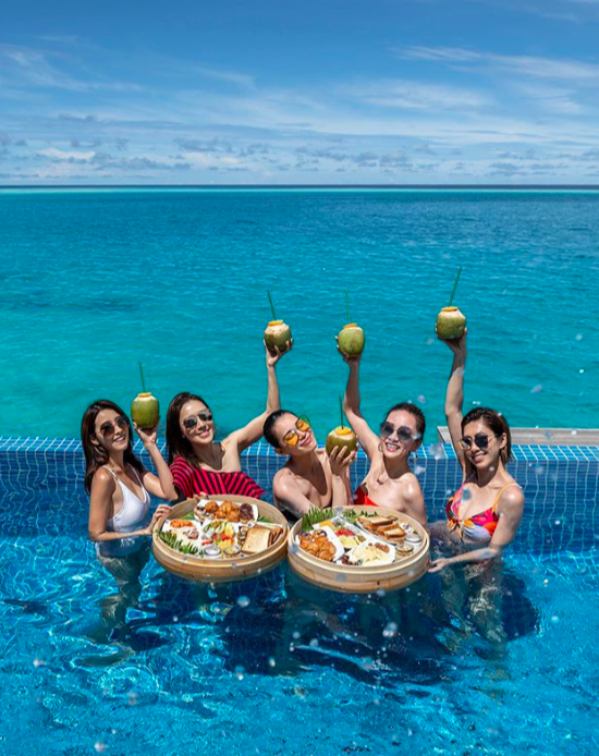 可以善用小道具帮助画面感更生动有趣