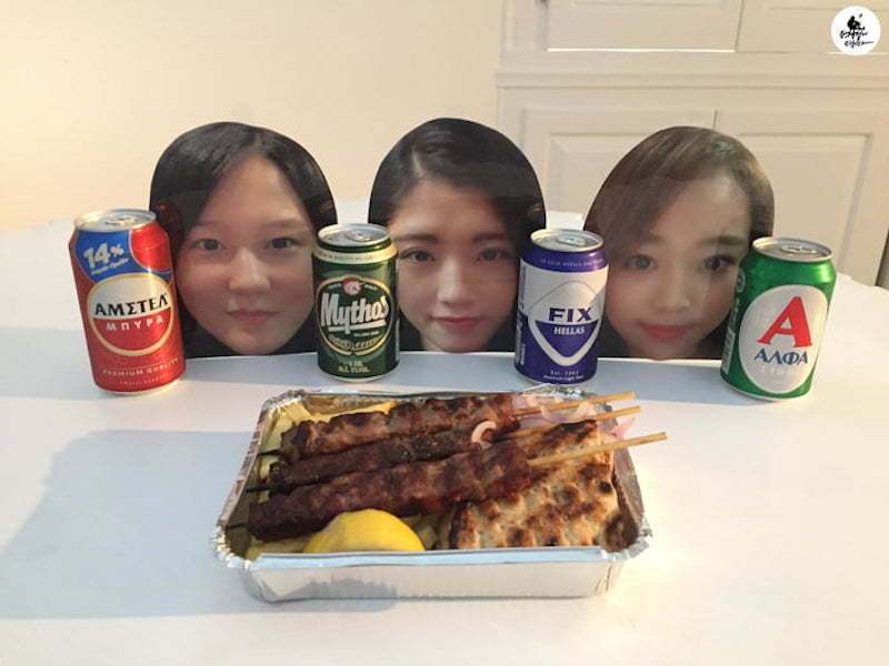 还给「闺蜜们」各买一瓶啤酒～