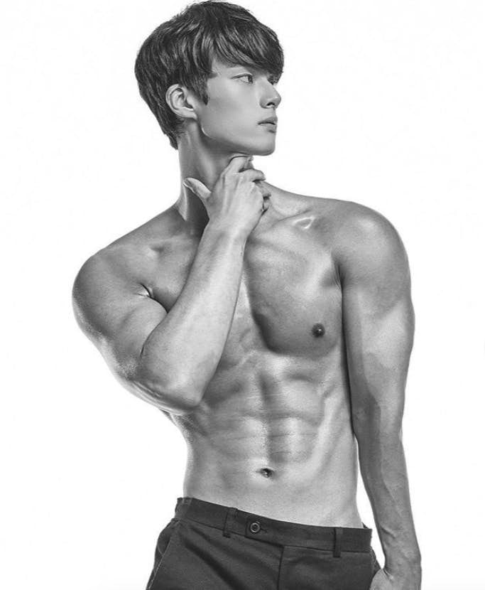 韩国小鲜肉暴击猛男