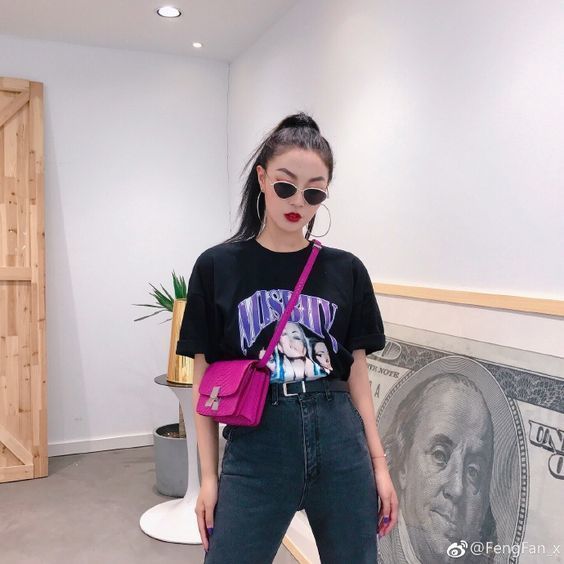 骂人不带脏字:真羡慕你脸上的皮肤…保养得真厚啊。