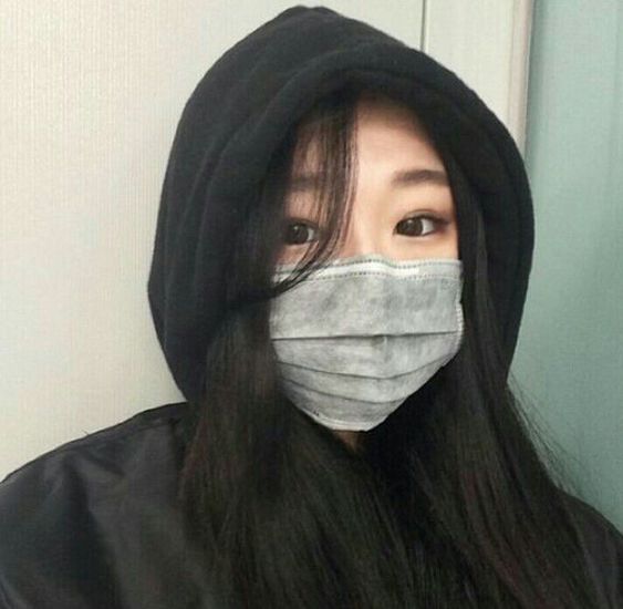 预防A型流感B型流感方法:正确佩戴口罩