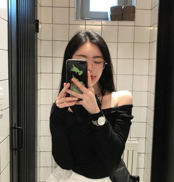 12b49e7ae72db0a8edec06aed8afa5f3