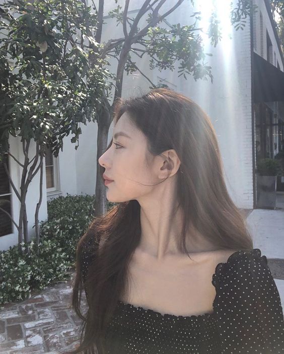 早前网络上一只流行的「佛系」一词,意味着某些人看待事情、对待自己和他人的一贯态度为:不争不抢、不浮不躁、一切自在随缘