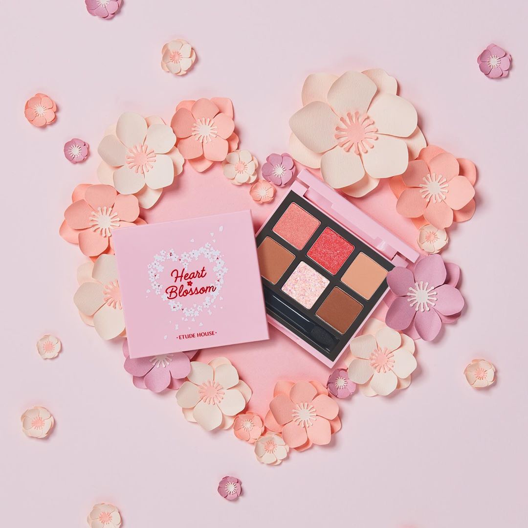 Etude House Heart Blossom限定樱花系列:六色眼影盘
