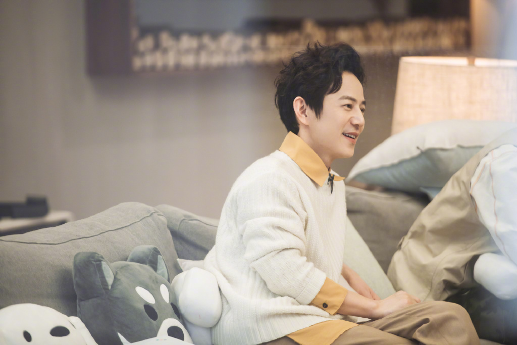 今天来给大家送上何老师的15+句语录，希望能让正在感觉周围一切很艰难、很是迷茫无助、觉得不如意的你，带来一丝暖心力量和面对困境的勇气 ❤️