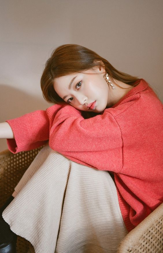 下面给大家盘点出6个「出了社会才懂的心酸」,踏出校园后进入残酷社会的你肯定也会很有共鸣! ✨6、职场心机婊一堆根本「宫斗剧」直播